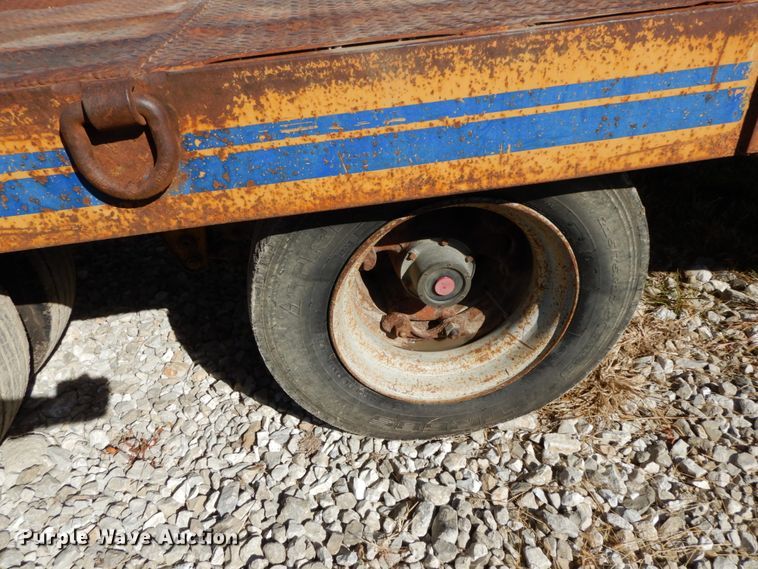 image for item FG9506 1992 Eager Beaver 20HAL equipment trailer