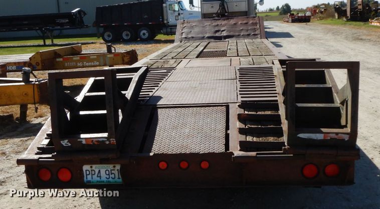 image for item FG9507 1985 Trail King TK70 drop deck equipment trailer