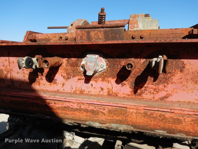 image for item FG9507 1985 Trail King TK70 drop deck equipment trailer