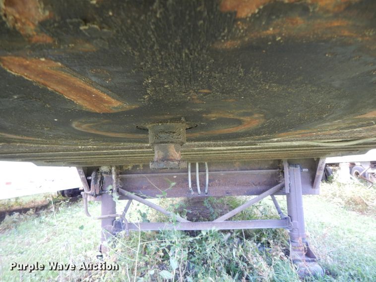 image for item FG9509 1987 Trailmobile 02BA-1EDL dry van trailer