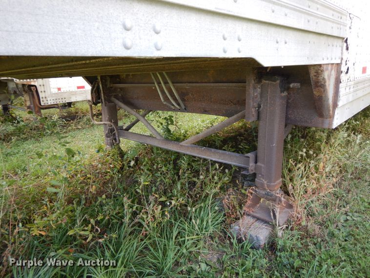 image for item FG9509 1987 Trailmobile 02BA-1EDL dry van trailer