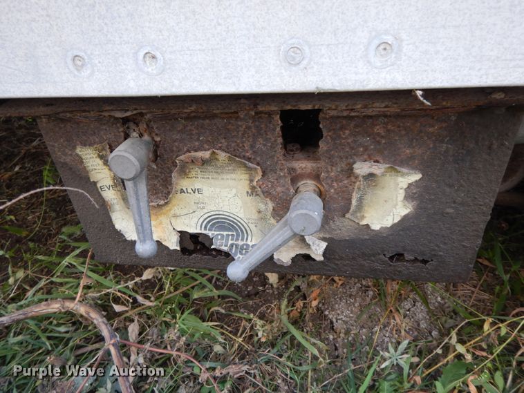 image for item FG9509 1987 Trailmobile 02BA-1EDL dry van trailer