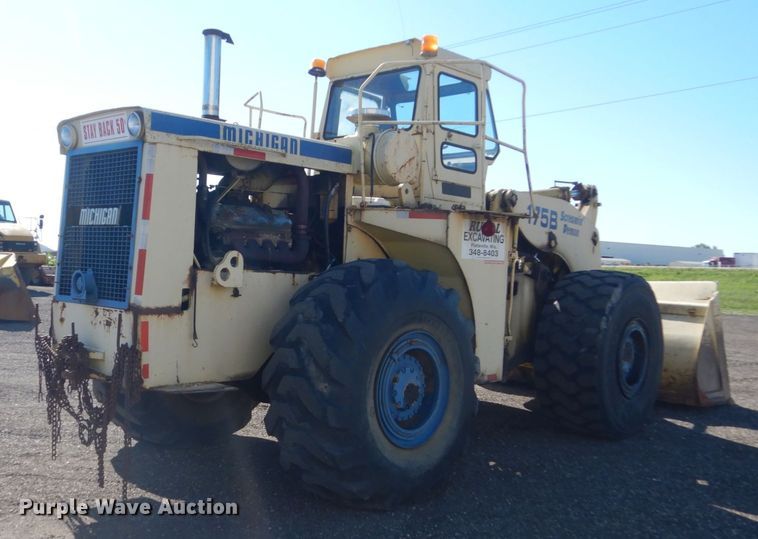 image for item FK9417 1975 Michigan 175B  wheel loader
