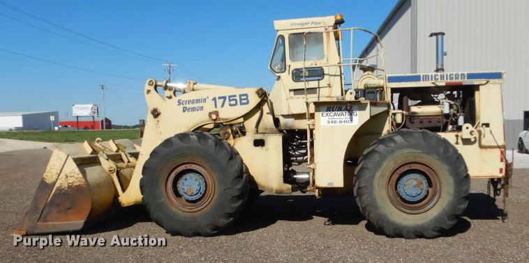 image for item FK9417 1975 Michigan 175B  wheel loader
