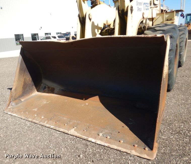 image for item FK9417 1975 Michigan 175B  wheel loader