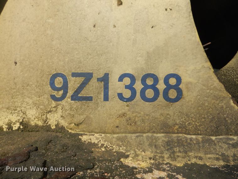 image for item FK9417 1975 Michigan 175B  wheel loader