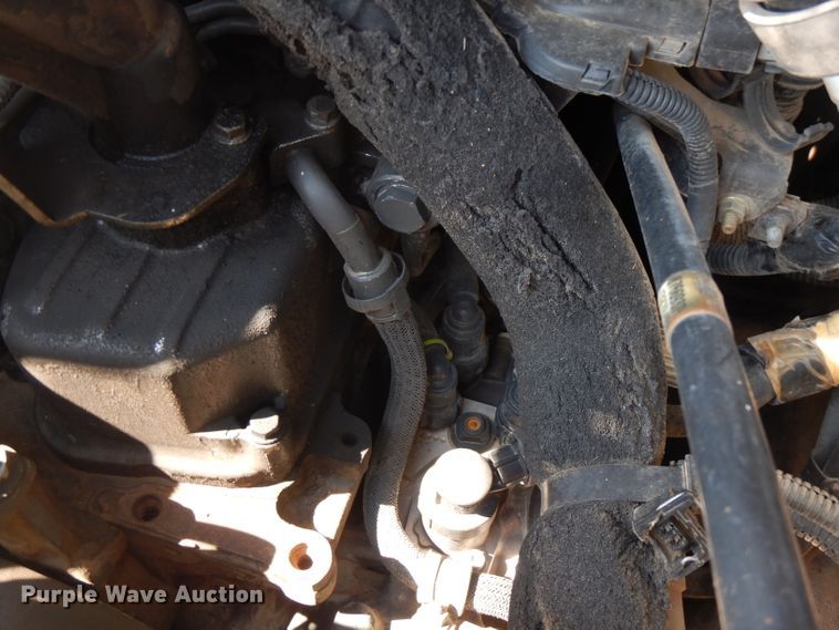 image for item FR9106 2016 New Holland L228  skid steer loader