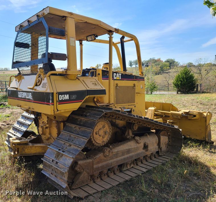 image for item GB9014 1998 Caterpillar D5M LGP  crawler dozer