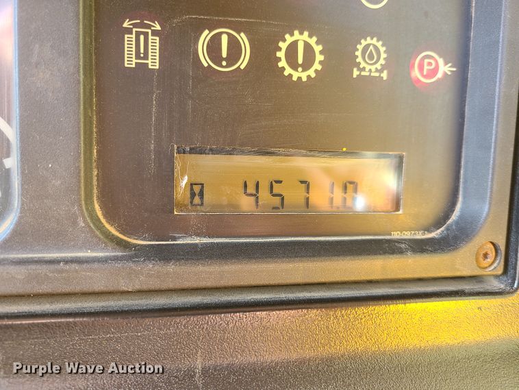 image for item GB9014 1998 Caterpillar D5M LGP  crawler dozer