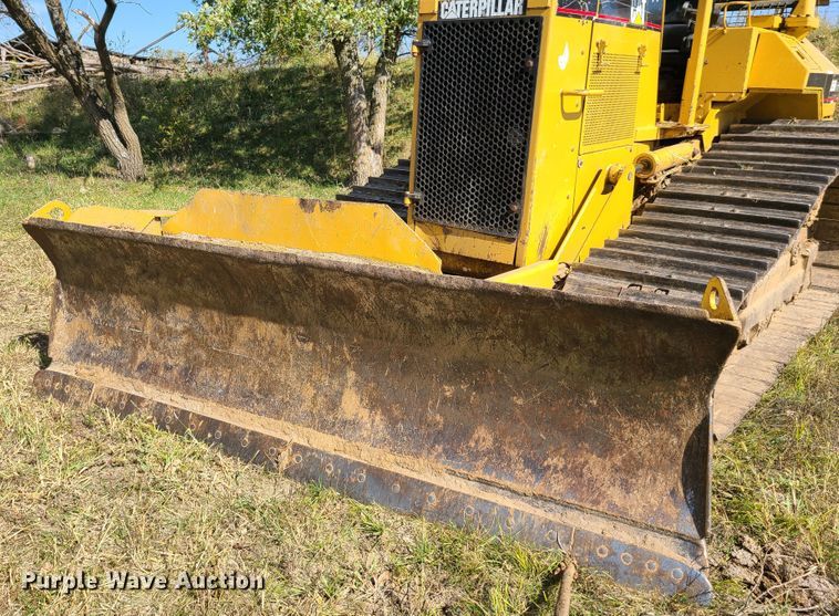 image for item GB9014 1998 Caterpillar D5M LGP  crawler dozer