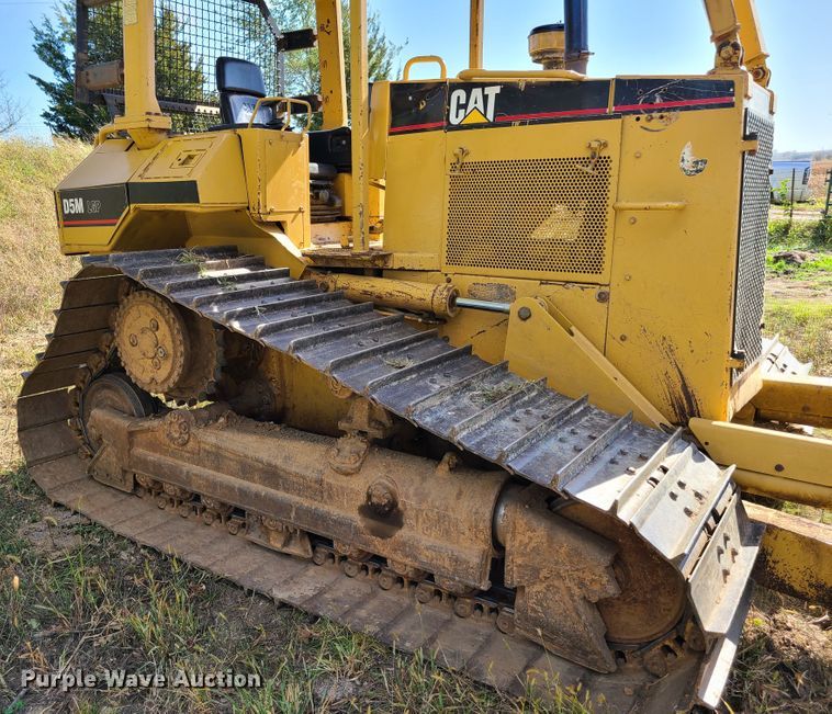 image for item GB9014 1998 Caterpillar D5M LGP  crawler dozer