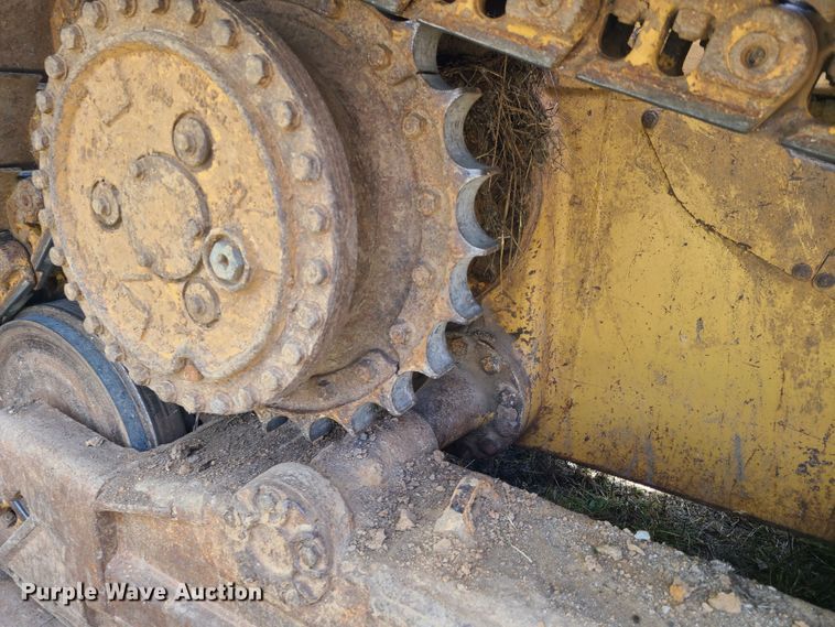 image for item GB9014 1998 Caterpillar D5M LGP  crawler dozer
