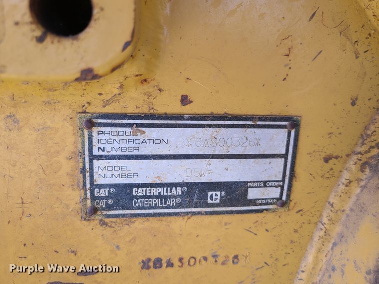 image for item GB9014 1998 Caterpillar D5M LGP  crawler dozer
