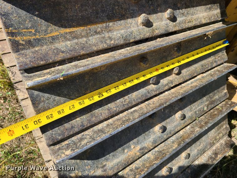 image for item GB9014 1998 Caterpillar D5M LGP  crawler dozer