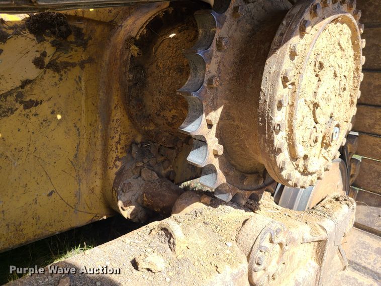 image for item GB9014 1998 Caterpillar D5M LGP  crawler dozer