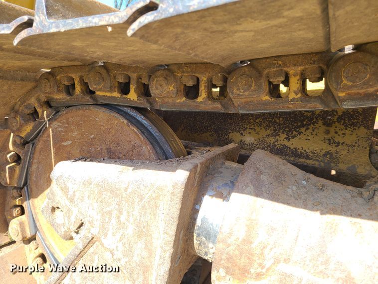 image for item GB9014 1998 Caterpillar D5M LGP  crawler dozer