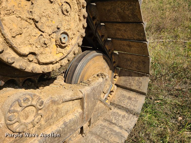 image for item GB9014 1998 Caterpillar D5M LGP  crawler dozer