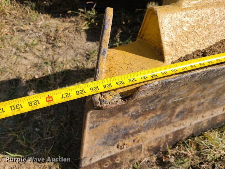 image for item GB9014 1998 Caterpillar D5M LGP  crawler dozer