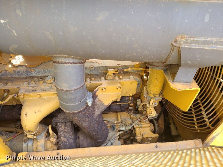 image for item GB9014 1998 Caterpillar D5M LGP  crawler dozer