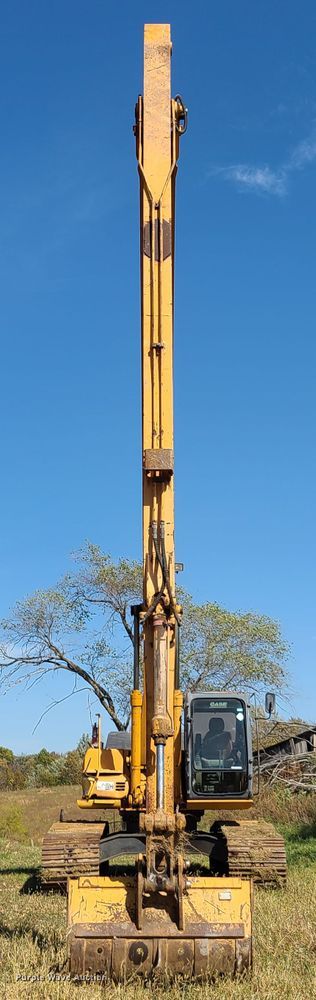 image for item GB9015 2005 Case CX240  long reach excavator