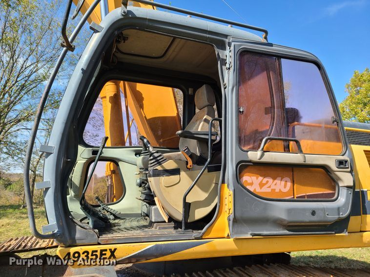 image for item GB9015 2005 Case CX240  long reach excavator