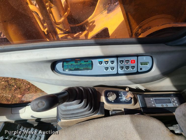 image for item GB9015 2005 Case CX240  long reach excavator