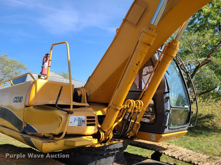 image for item GB9015 2005 Case CX240  long reach excavator