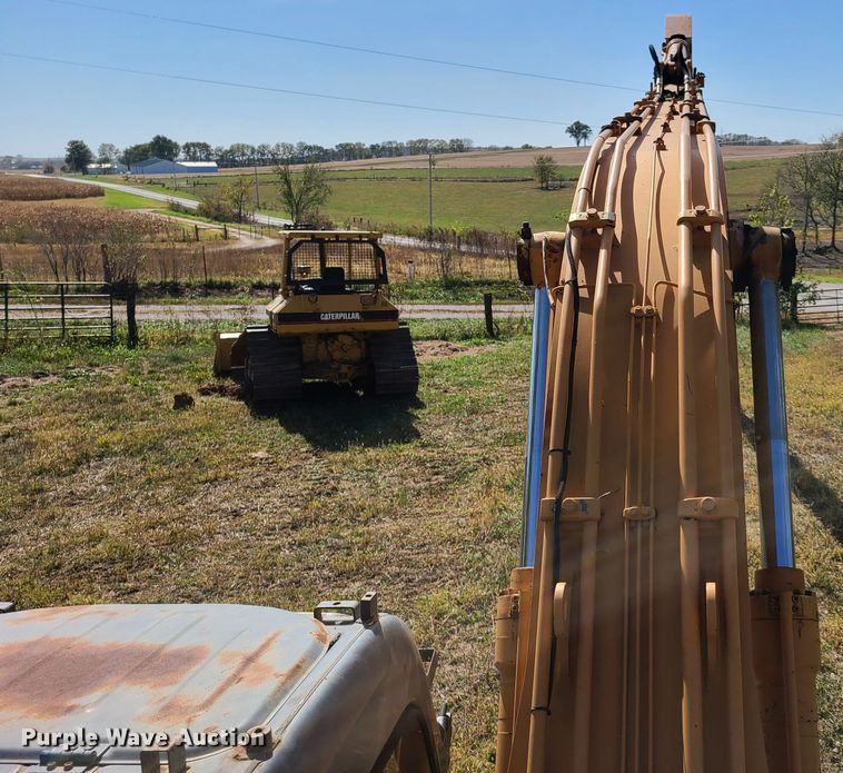 image for item GB9015 2005 Case CX240  long reach excavator