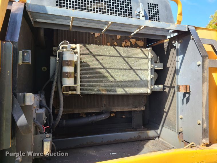 image for item GB9015 2005 Case CX240  long reach excavator