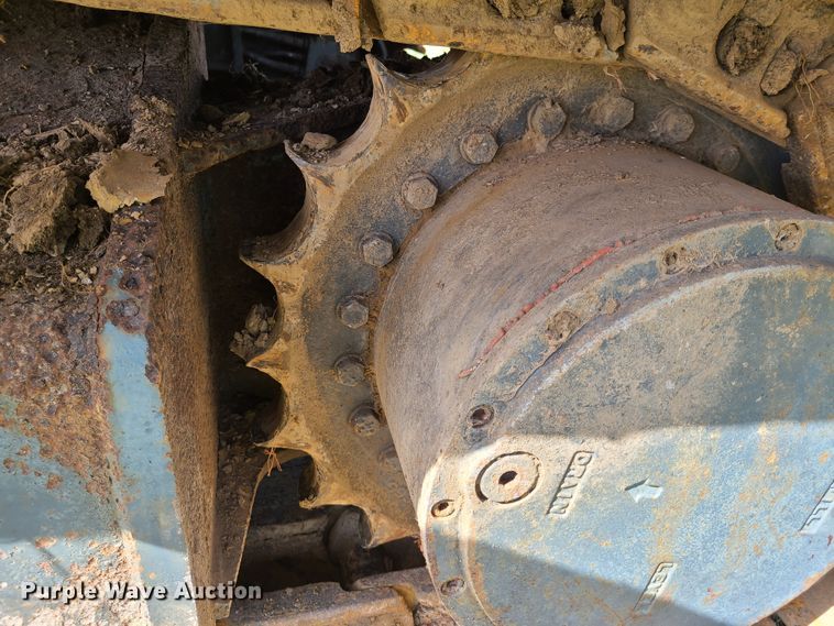 image for item GB9015 2005 Case CX240  long reach excavator