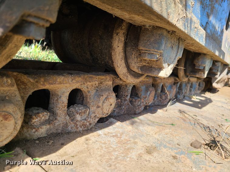 image for item GB9015 2005 Case CX240  long reach excavator