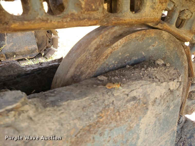 image for item GB9015 2005 Case CX240  long reach excavator