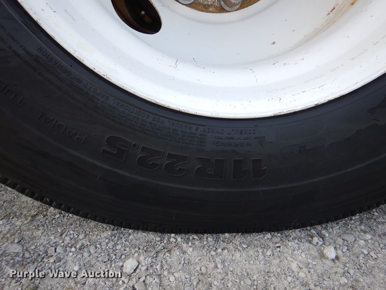 image for item GM9202 2008 Ford F650 Super Duty XL  utility truck with crane