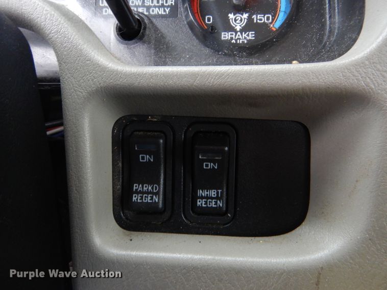 image for item GM9205 2011 International 4300  digger derrick truck