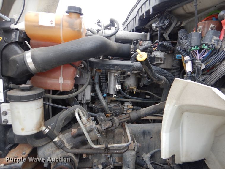 image for item GM9205 2011 International 4300  digger derrick truck