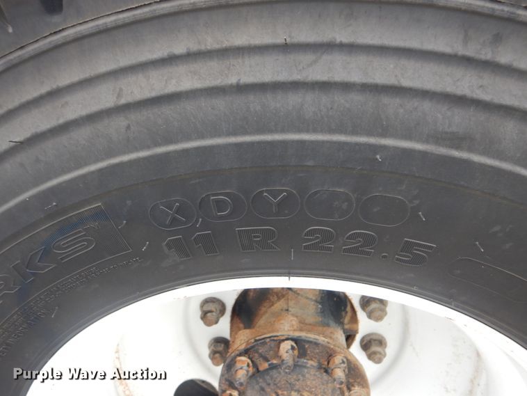 image for item GM9205 2011 International 4300  digger derrick truck