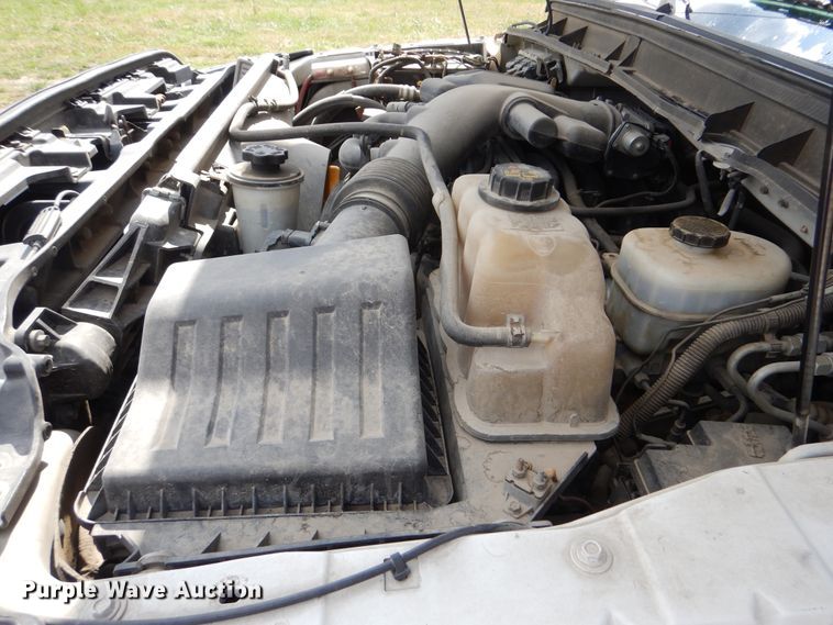 image for item GM9214 2012 Ford F550 Super Duty  vacuum truck