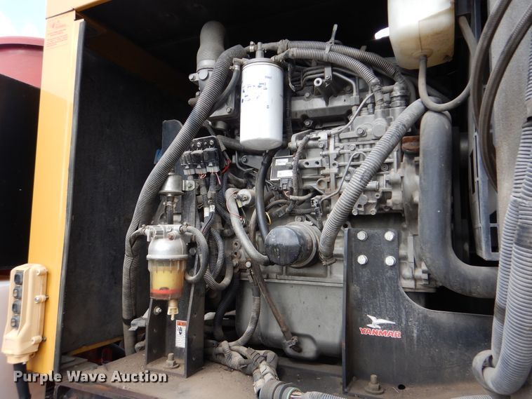 image for item GM9214 2012 Ford F550 Super Duty  vacuum truck