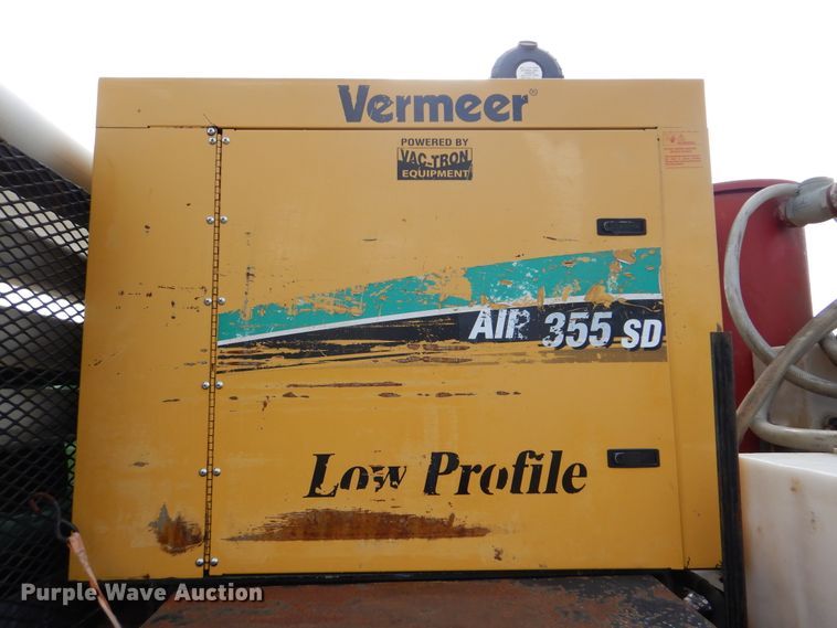 image for item GM9214 2012 Ford F550 Super Duty  vacuum truck