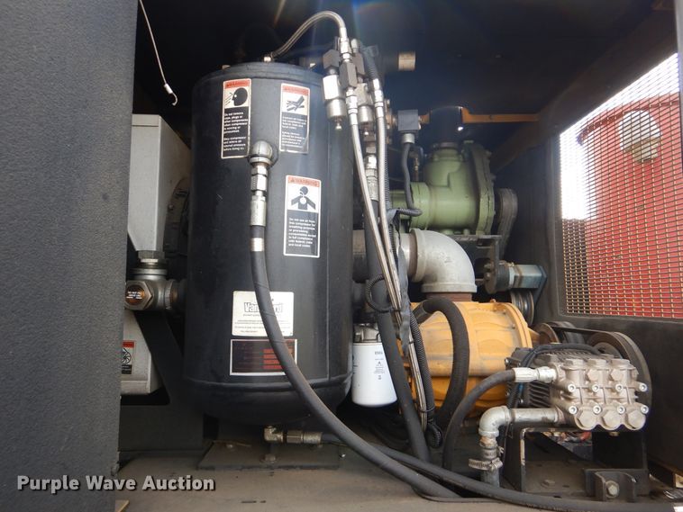 image for item GM9214 2012 Ford F550 Super Duty  vacuum truck