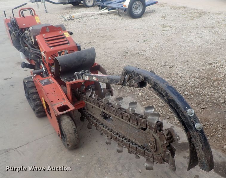 image for item GN9115 2014 Ditch Witch RT24  trencher