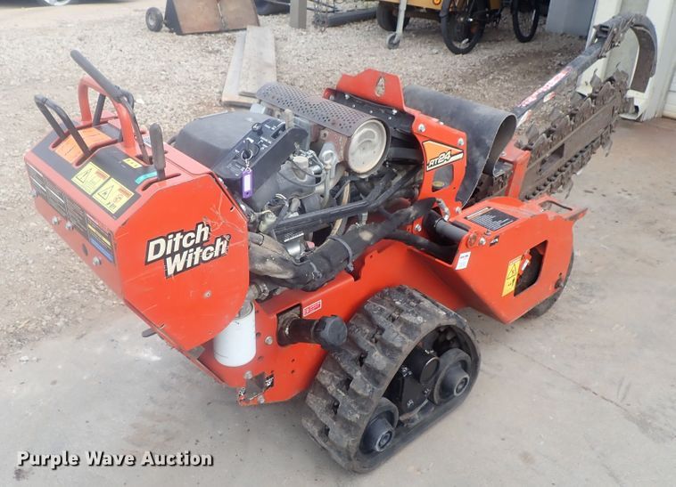 image for item GN9115 2014 Ditch Witch RT24  trencher