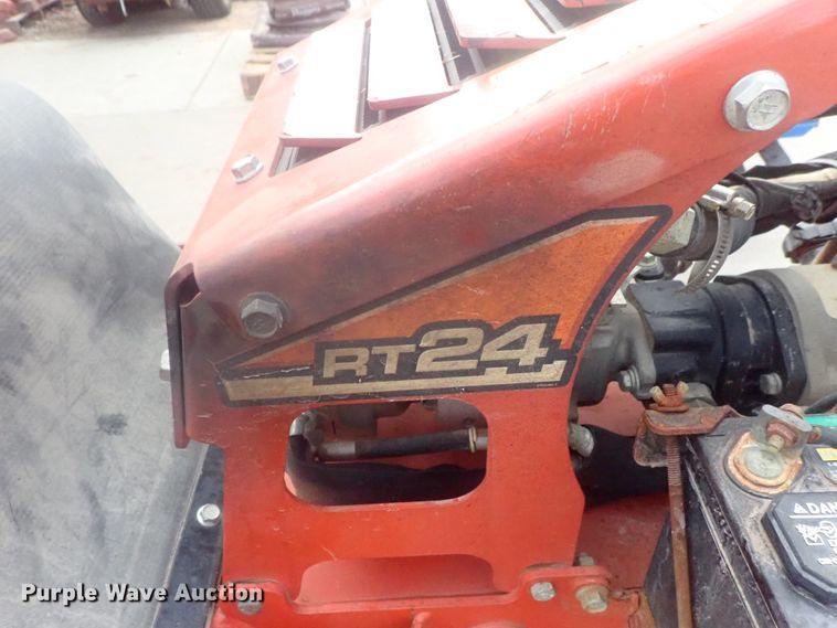 image for item GN9115 2014 Ditch Witch RT24  trencher