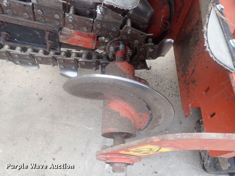image for item GN9115 2014 Ditch Witch RT24  trencher