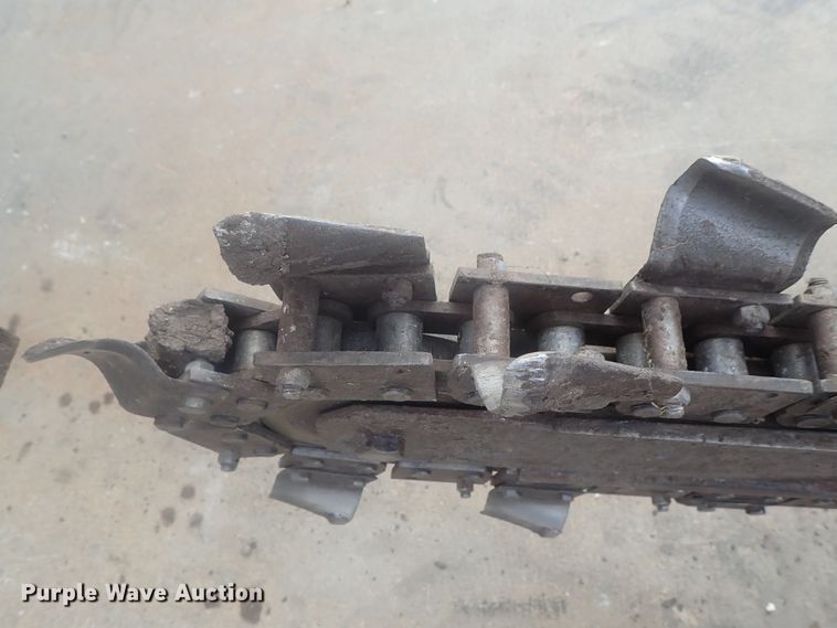 image for item GN9115 2014 Ditch Witch RT24  trencher