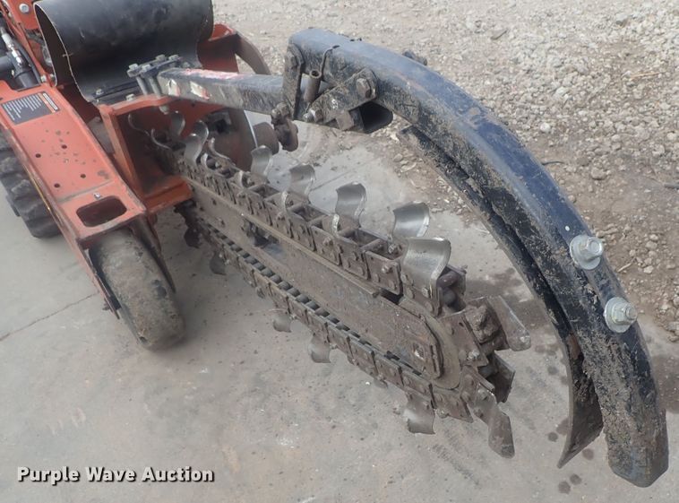 image for item GN9115 2014 Ditch Witch RT24  trencher