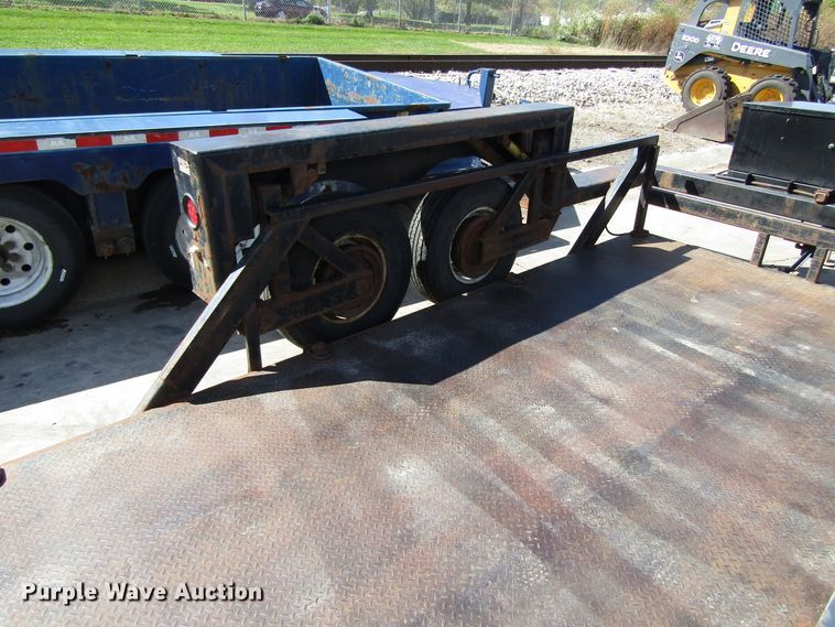 image for item GQ9173 2012 Air Tow T14-12 equipment trailer