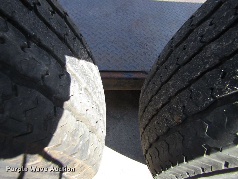 image for item GQ9173 2012 Air Tow T14-12 equipment trailer