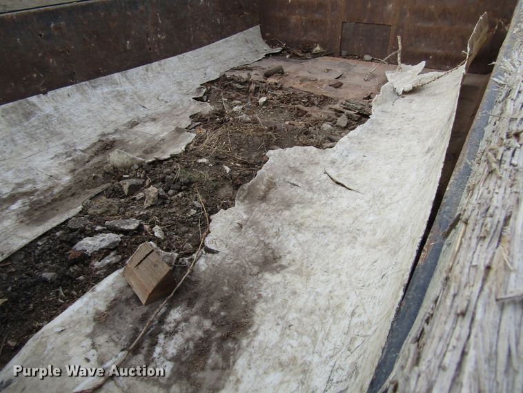 image for item GQ9190 1994 Ford LT9000  dump truck