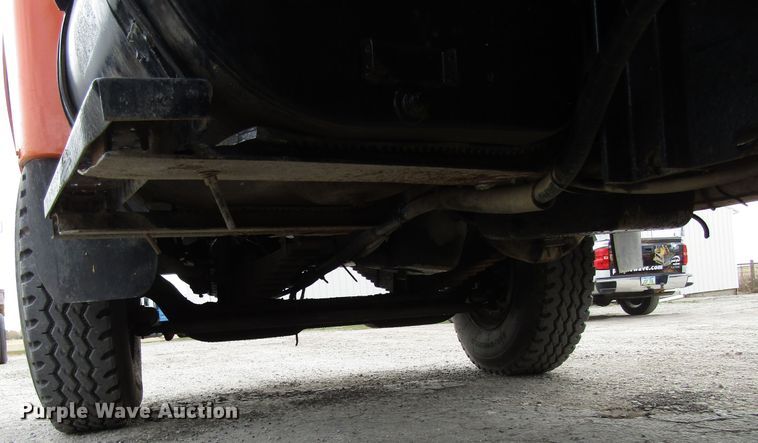 image for item GQ9190 1994 Ford LT9000  dump truck